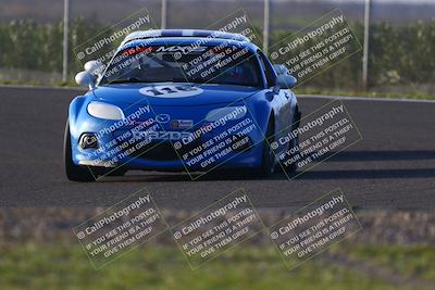 media/Jan-18-2026-CalClub SCCA (Sun) [[8bc6468723]]/Group 7 Race/Turn 1/